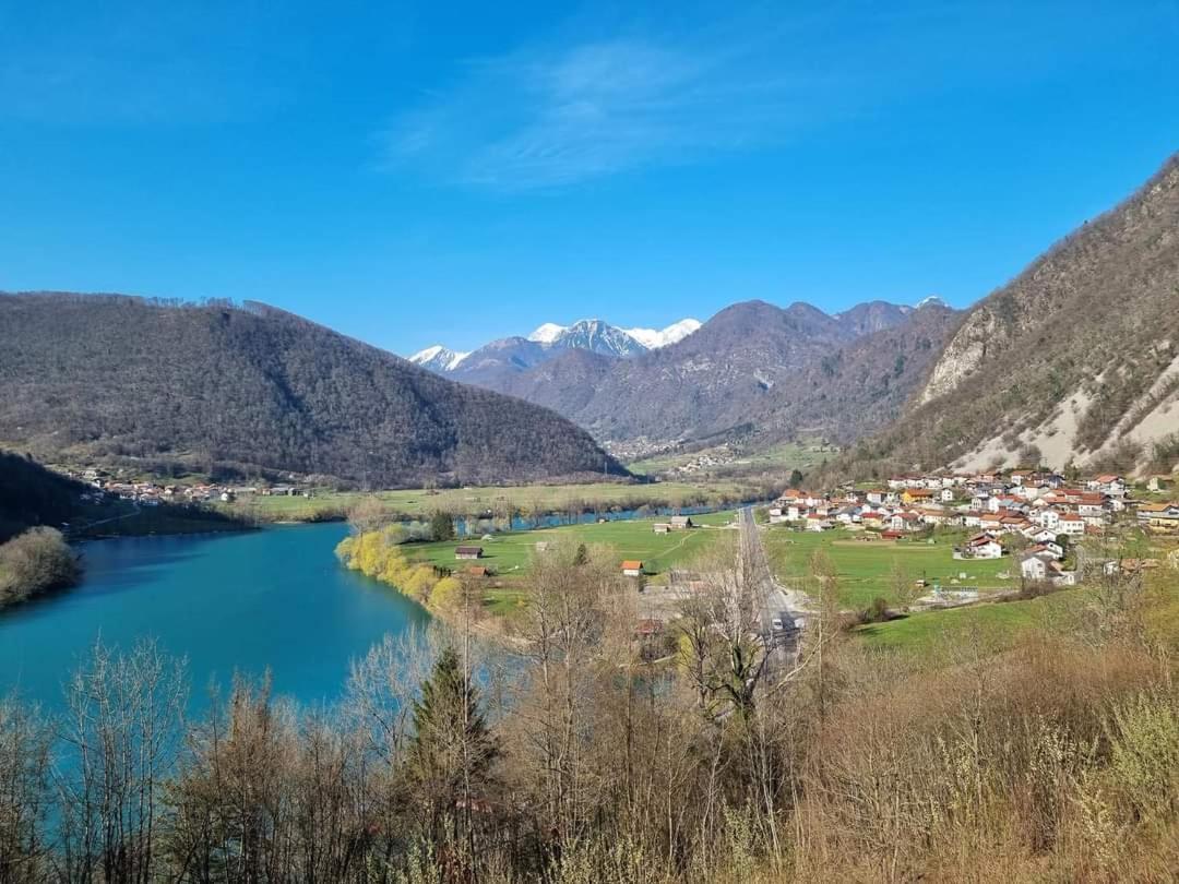 Apartma Tija Apartment Tolmin Bagian luar foto
